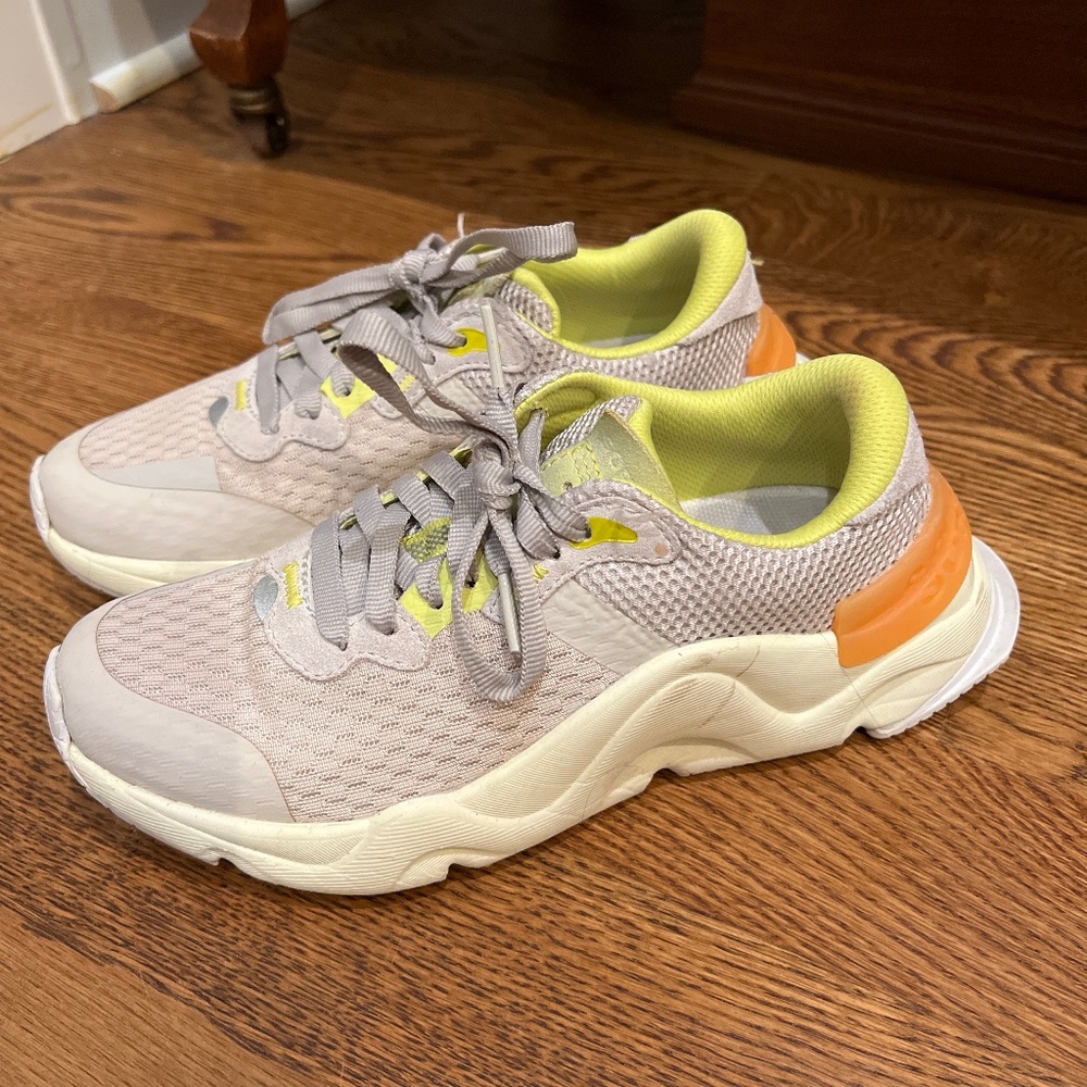 Sorel Tennis Shoes